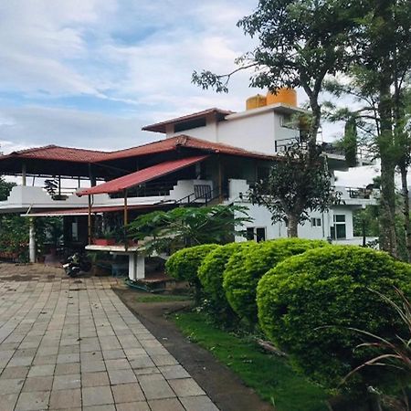 Sana Estate Stay Madikeri Buitenkant foto